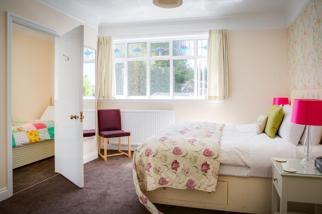Harwood House B&B Great Dunmow Habitación foto