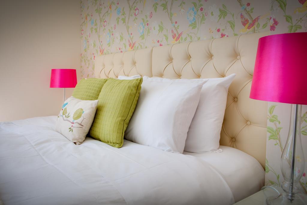 Harwood House B&B Great Dunmow Habitación foto